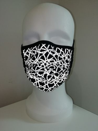 Baumwollmaske schwarz mit refkletierendem Netz